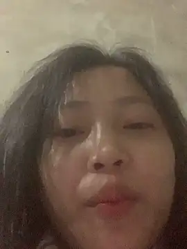 hinami-lo webcam
