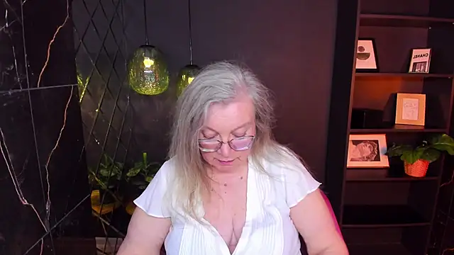 NataliMellow webcam