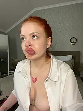RedheadQueen_ live sex cam