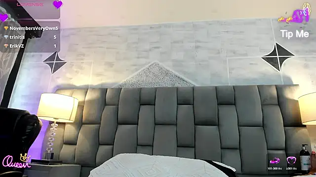CarolineFyre webcam