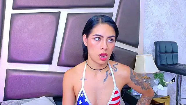 NicoleEsposito webcam