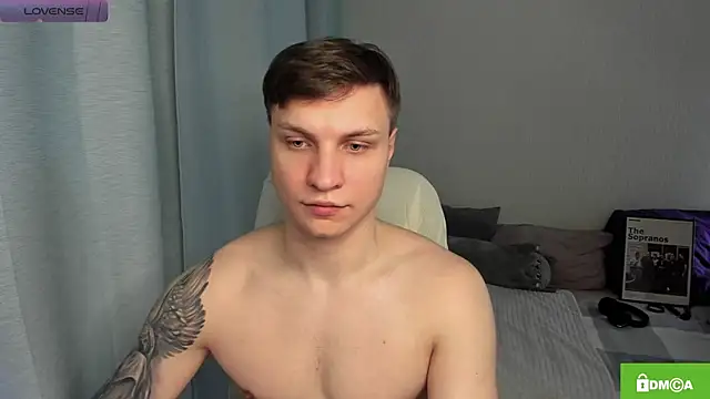 handsome_guy01 webcam