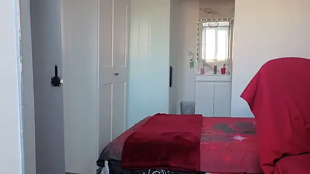 HotSpicyGujju webcam