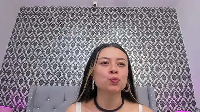 Lana_forest live sex cam