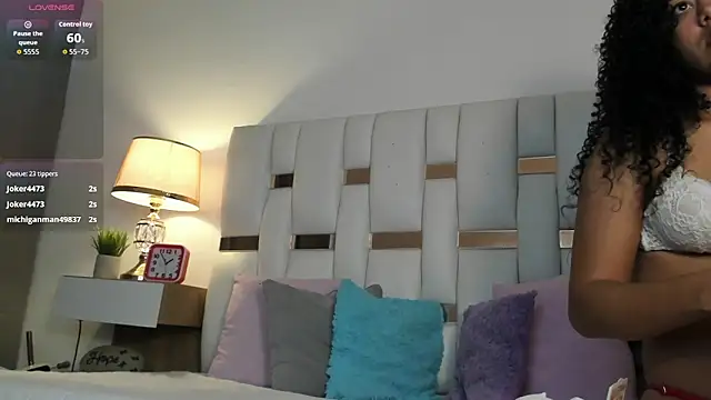 SaraWatsonn1 webcam