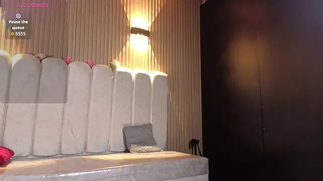 _Mia_Evans_1 webcam