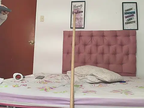 Sweet_Scarlett_ webcam