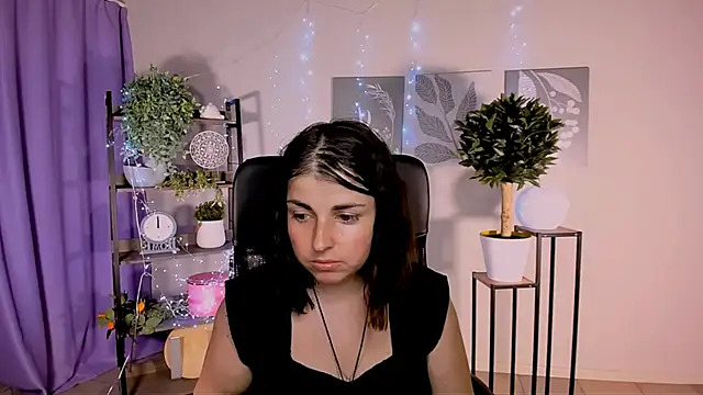 MartaEdams webcam