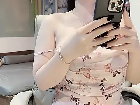 Nabiii6868 webcam