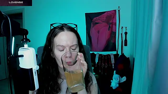 Vulgar_Tamer webcam