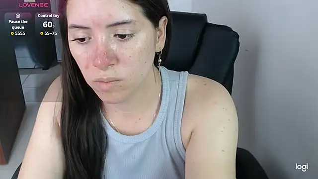 spicey_latina webcam