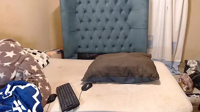 EbonyEssence webcam