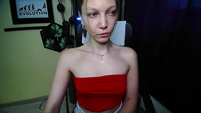 EmillyPlay webcam