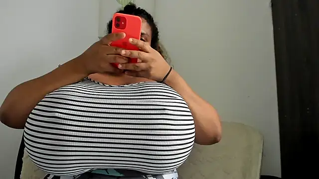 bigmom69_ webcam