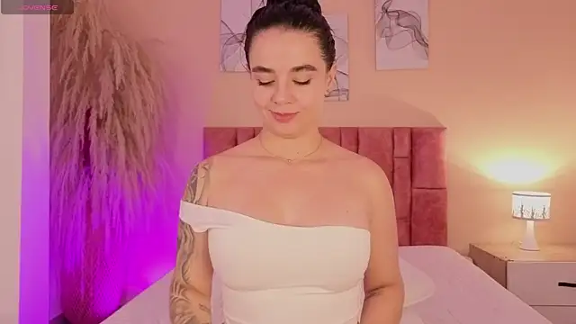 emmy_danielss webcam