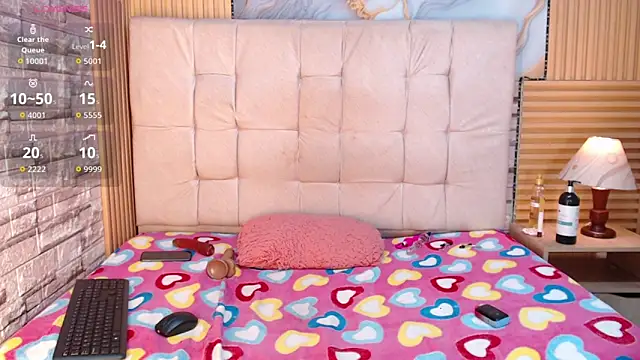 moxie_monclair webcam