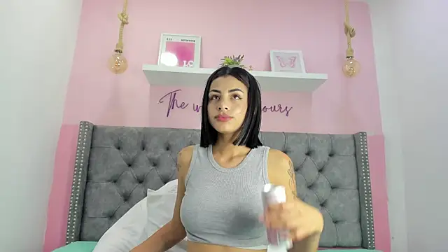 Scarlett_glowX webcam