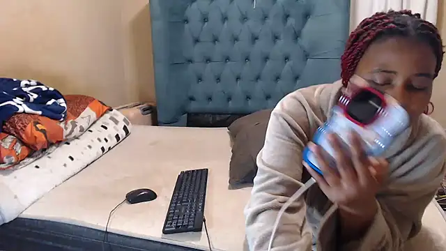 EbonyEssence webcam