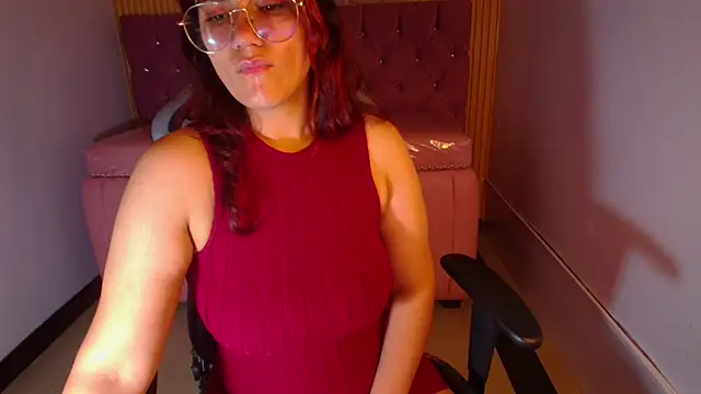 scarlett_jhonson_ch - Scarlett_jhonson_ch's free webcam - UK Sex Cams