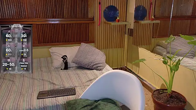 Eli666uwu webcam