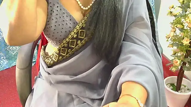 Mallu_Manisha webcam