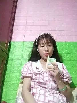 AmyLinee01 webcam