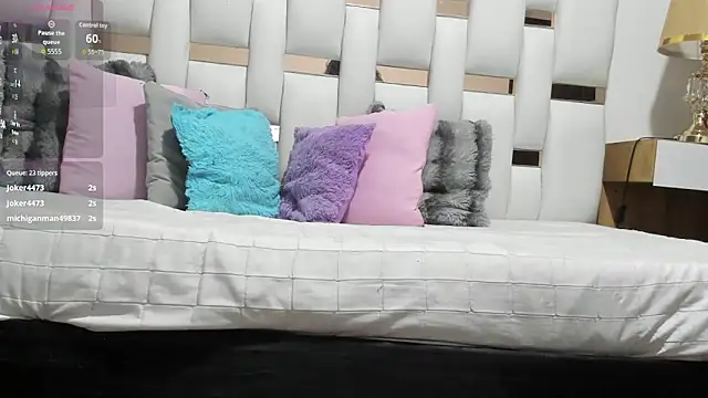 SaraWatsonn1 webcam