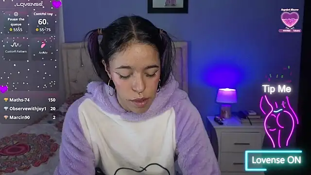 stephania_t webcam
