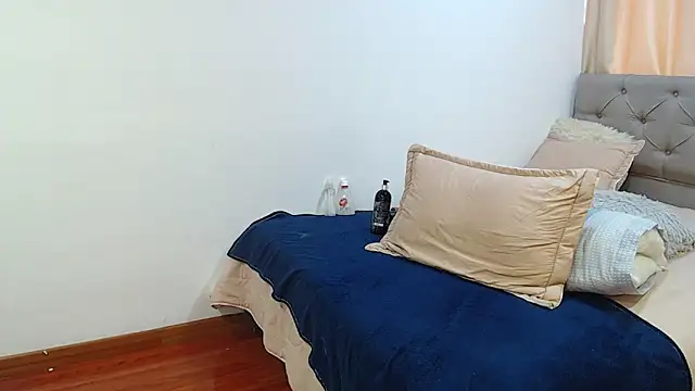 sasi_luna webcam