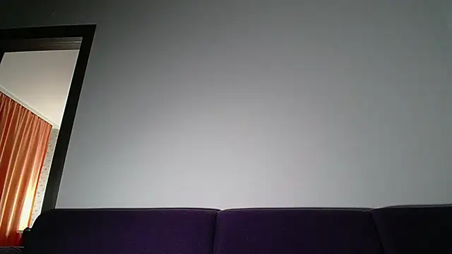 Julianna68 webcam
