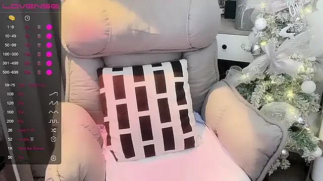 Monica-666888- webcam