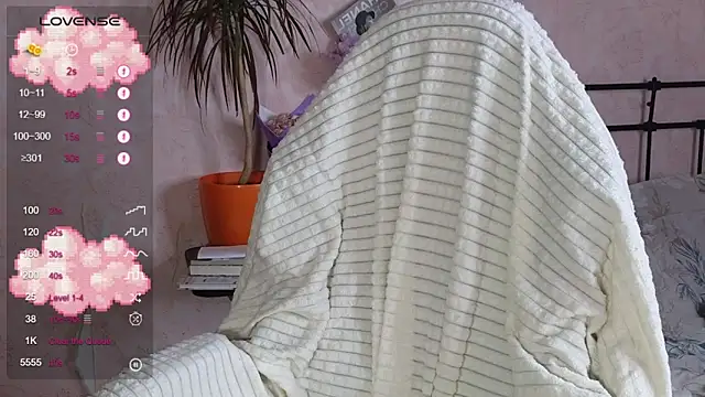 lil_luna_x webcam