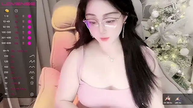 Monica-666888- webcam