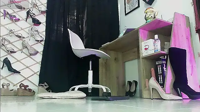 myla_sarah webcam