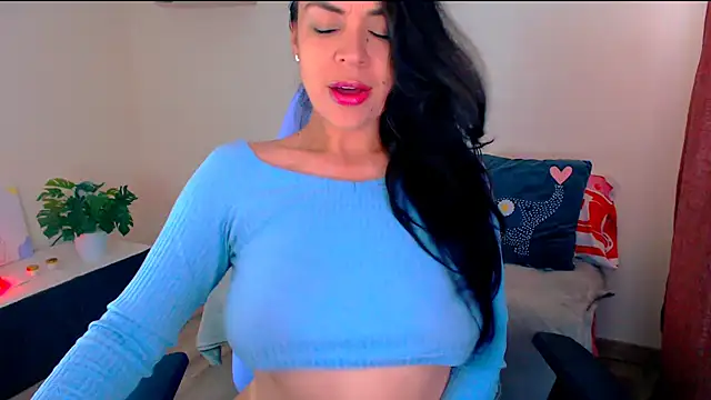 LATINGODDESS_X webcam