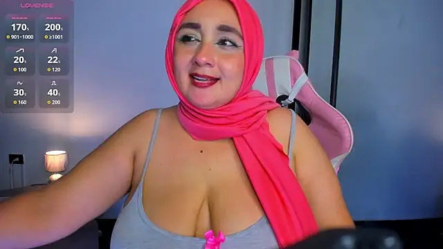 HijabiMilff webcam