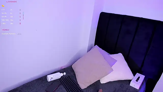 Yara_shine22 webcam