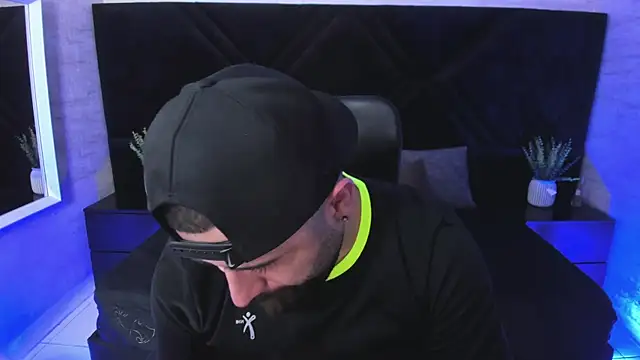 jhon_bear03 webcam
