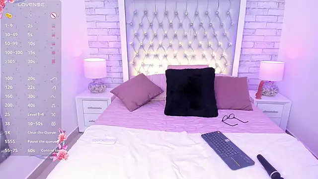 AriRose webcam