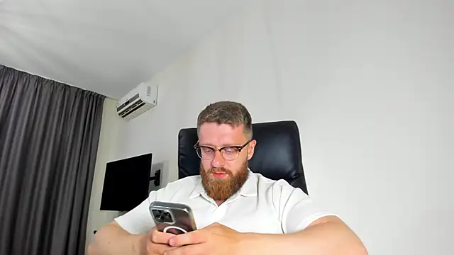 Findom_guy webcam