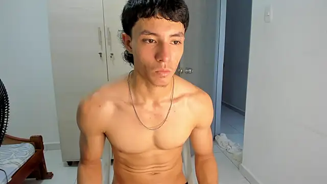 enzo_sloran - Enzo_sloran's free webcam - UK Sex Cams