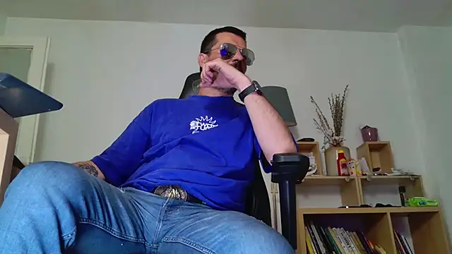 ChrisKox webcam