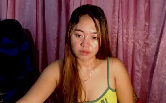 onlymaes_19 webcam