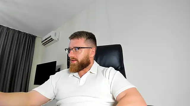 Findom_guy webcam