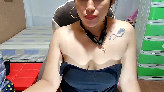 Filipina_Desire webcam