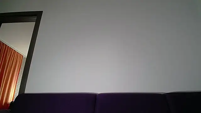 Julianna68 webcam