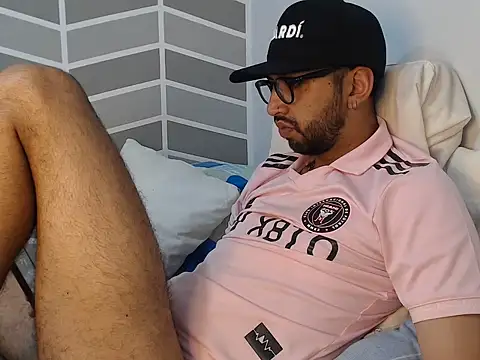 thomass1018 webcam