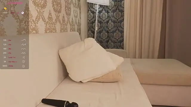 foxy_bloomm webcam