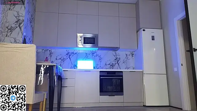 ellie_kimi