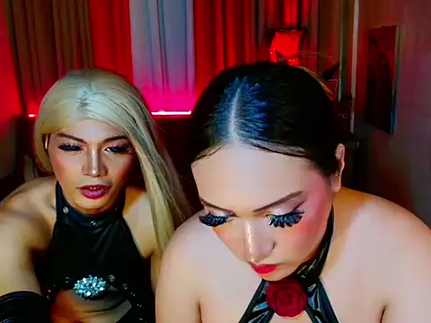 Phenomenal_Shemale webcam